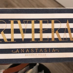 Anastasia Beverly Hills riviera pallet